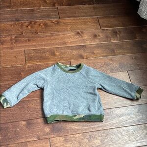 Joe's Jeans Green Sweatshirt Classic Crew Neck Design